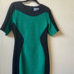 Emerald Hourglass Joseph Ribkoff Dress! NEW!